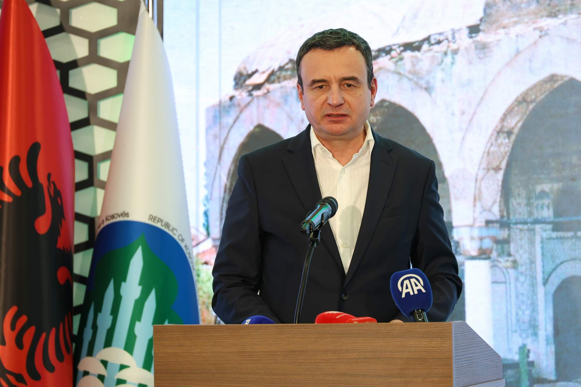 Premjer Kosova Albin Kurti