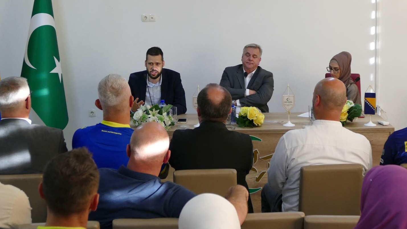 Dani Ajvatovice: U Vitezu održana tribina o globalnim implikacijama sukoba na Bliskom istoku
